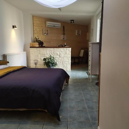 Chambre D'Hote La Caure Bed & Breakfast Bussiere-Dunoise Bagian luar foto